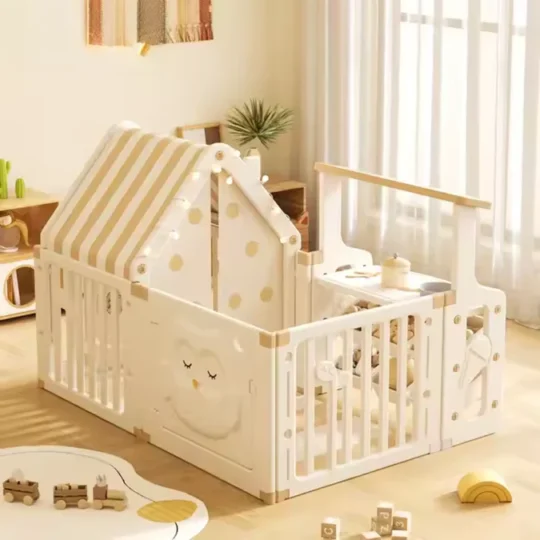 Kids Playhouse With Toy Shelf & Playmat
